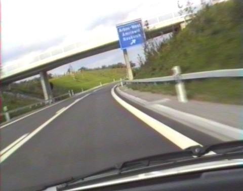 ch-a11-20 Der Thurgauer Abschnitt weist einen reduzierten Querschnitt auf. Die Überführungen sind nicht für einen Ausbau vorbereitet. ch-a11-20 Der Thurgauer Abschnitt weist einen reduzierten Querschnitt auf. Die Überführungen sind nicht für einen Ausbau vorbereitet.
