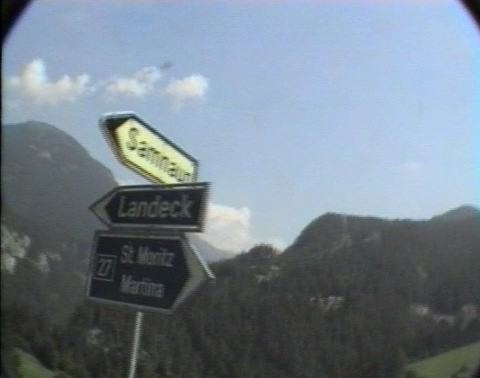 Die Strasse ins zollfreie Samnaun beginnt in Vinadi, an der Grenze zu Österreich.